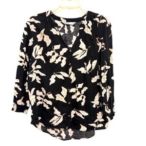 2/$30 Sonoma Black & Cream Leaf Print Button Front Blouse | Size M